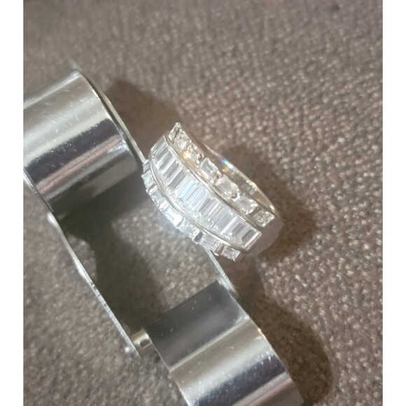 Ross Simons Dazzling CZ Ring Wedding Anniversary Exquisite 925 Sterling approx10 - Picture 1 of 13